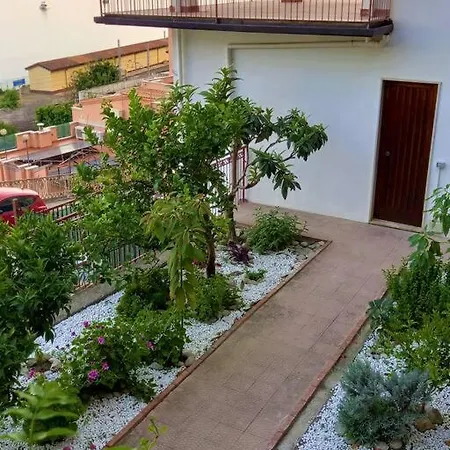 Holiday home Blu Taormina